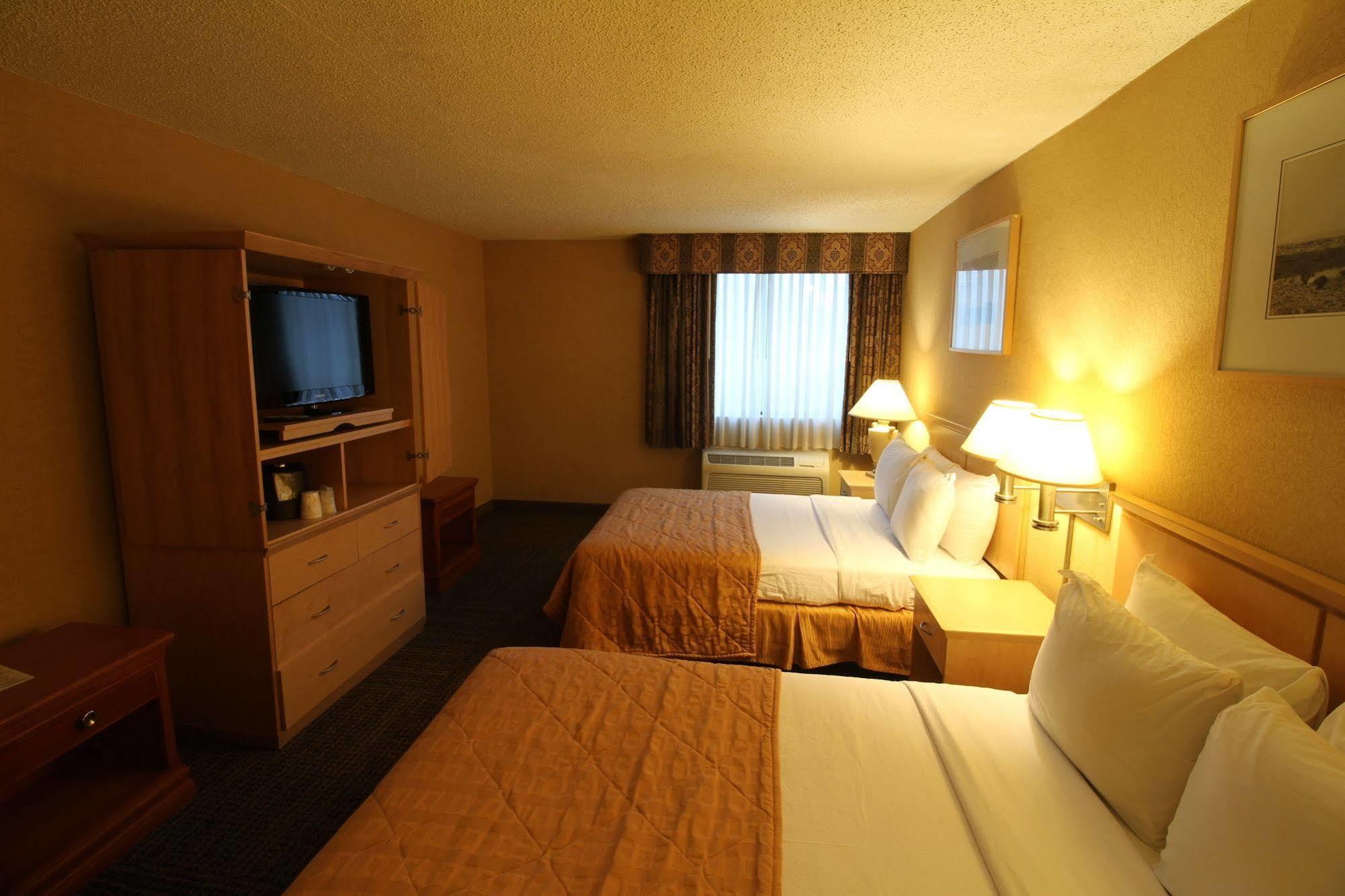 Gateway Hotel Dallas Park Central Buitenkant foto