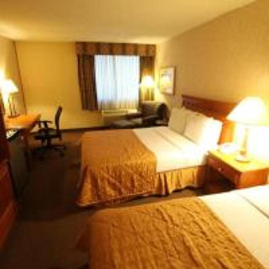 Gateway Hotel Dallas Park Central Buitenkant foto